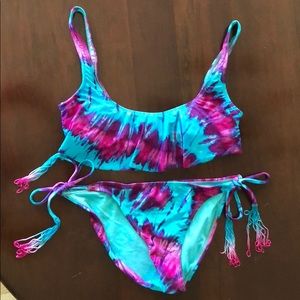 Bikini lab tie-dyed Suit